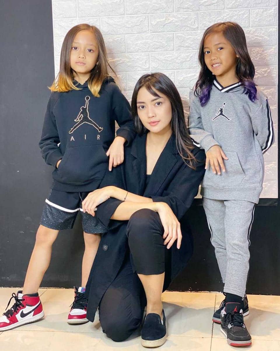 Instagram.com/ririndwiariyanti