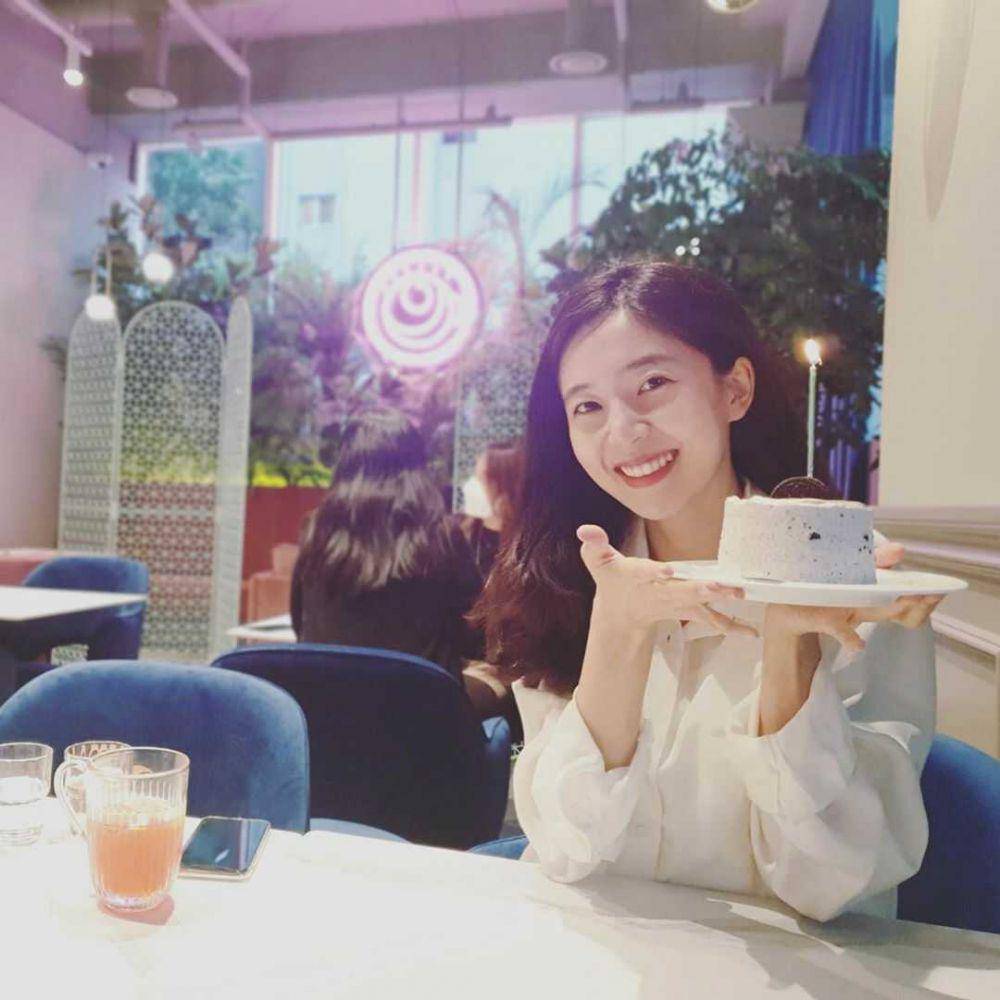 instagram.com/jinibeak