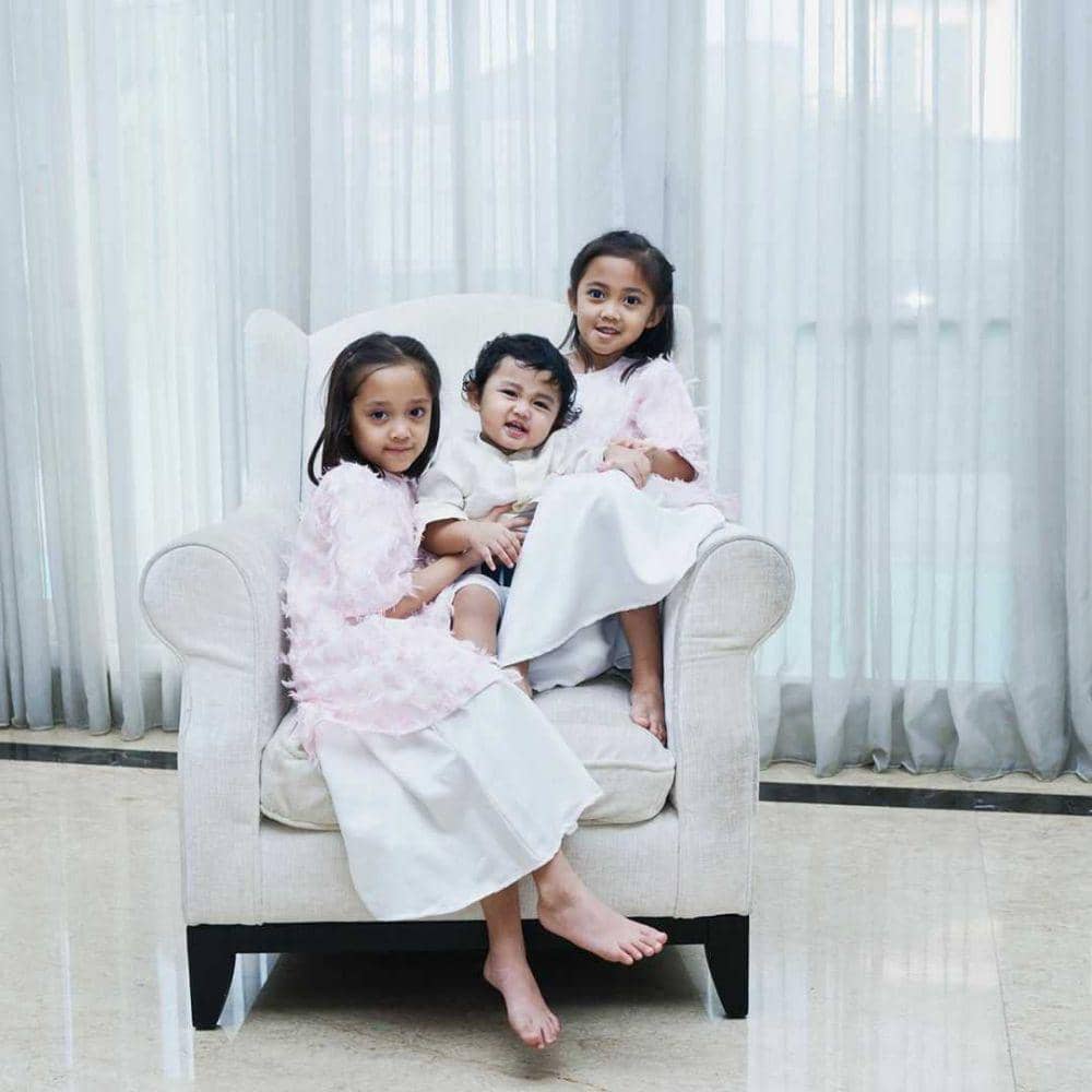 Instagram.com/ririndwiariyanti