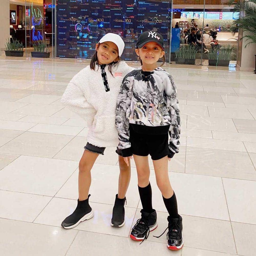 Instagram.com/ririndwiariyanti