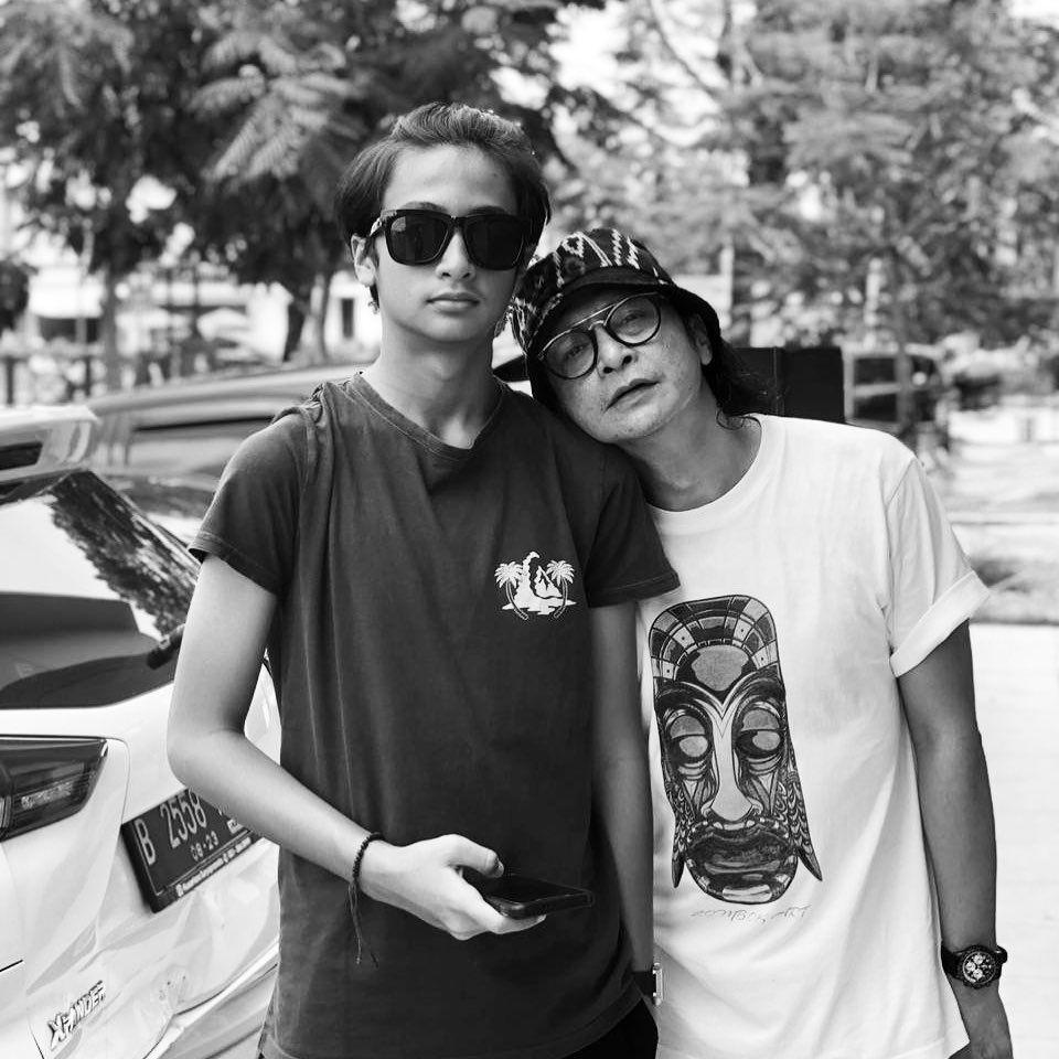 instagram.com/andyrif/