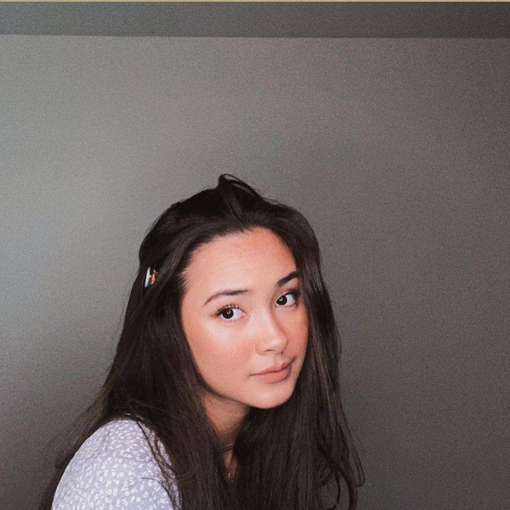 instagram.com/caitlinhalderman