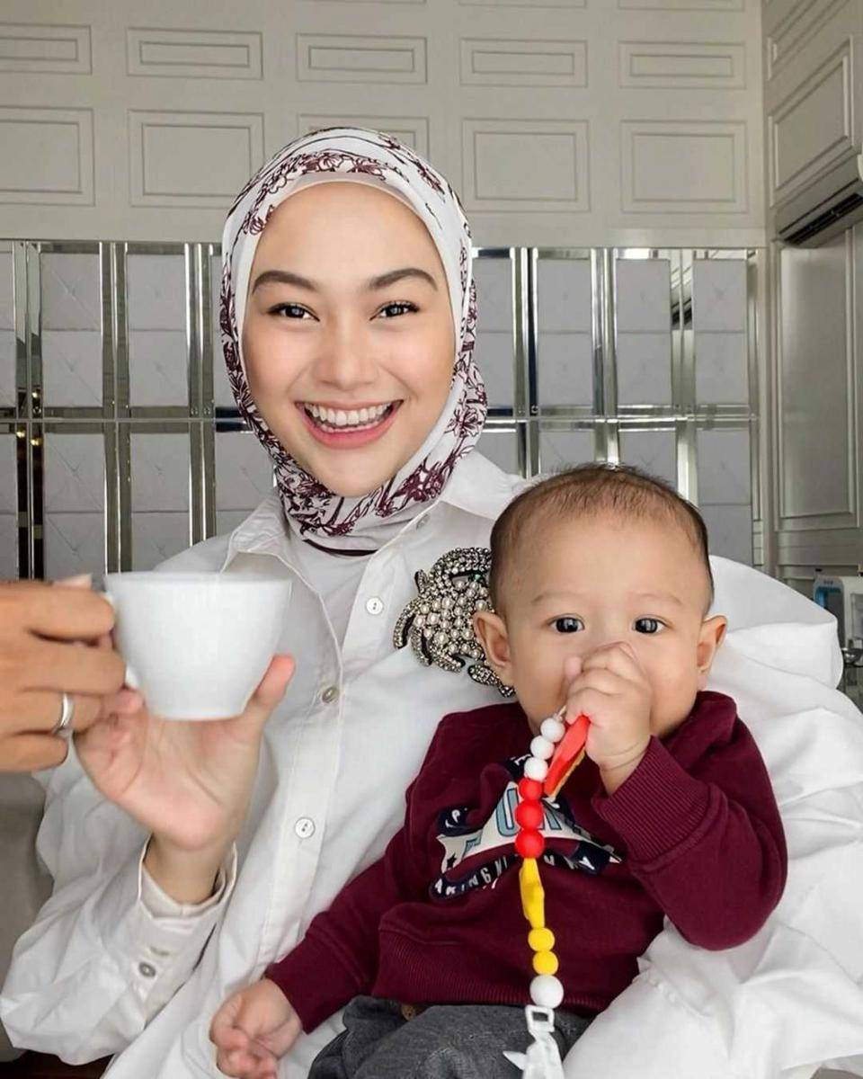 Instagram.com/indahnadapuspita