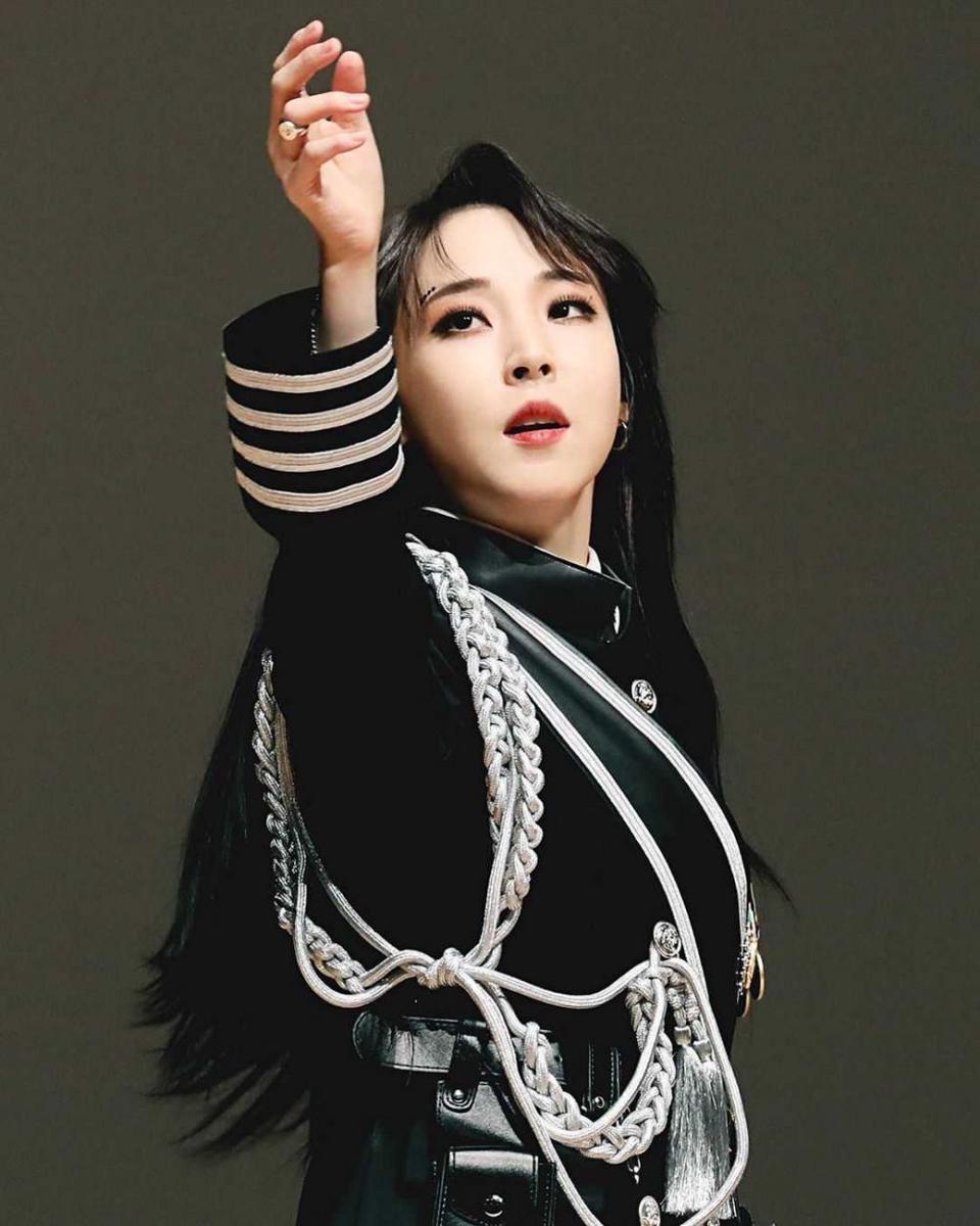 instagram.com/mamamoo.moonbyul