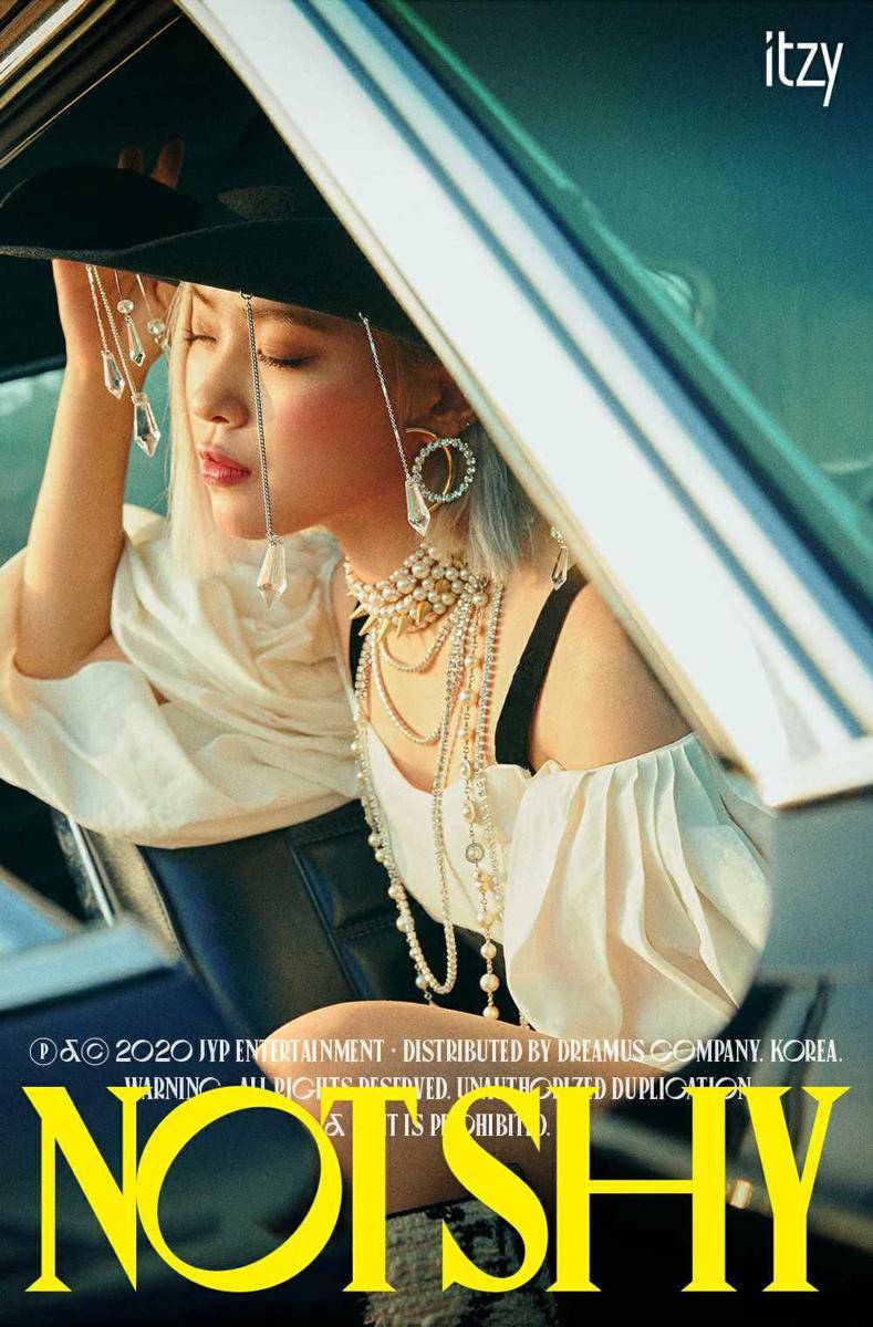 twitter.com/ITZYofficial
