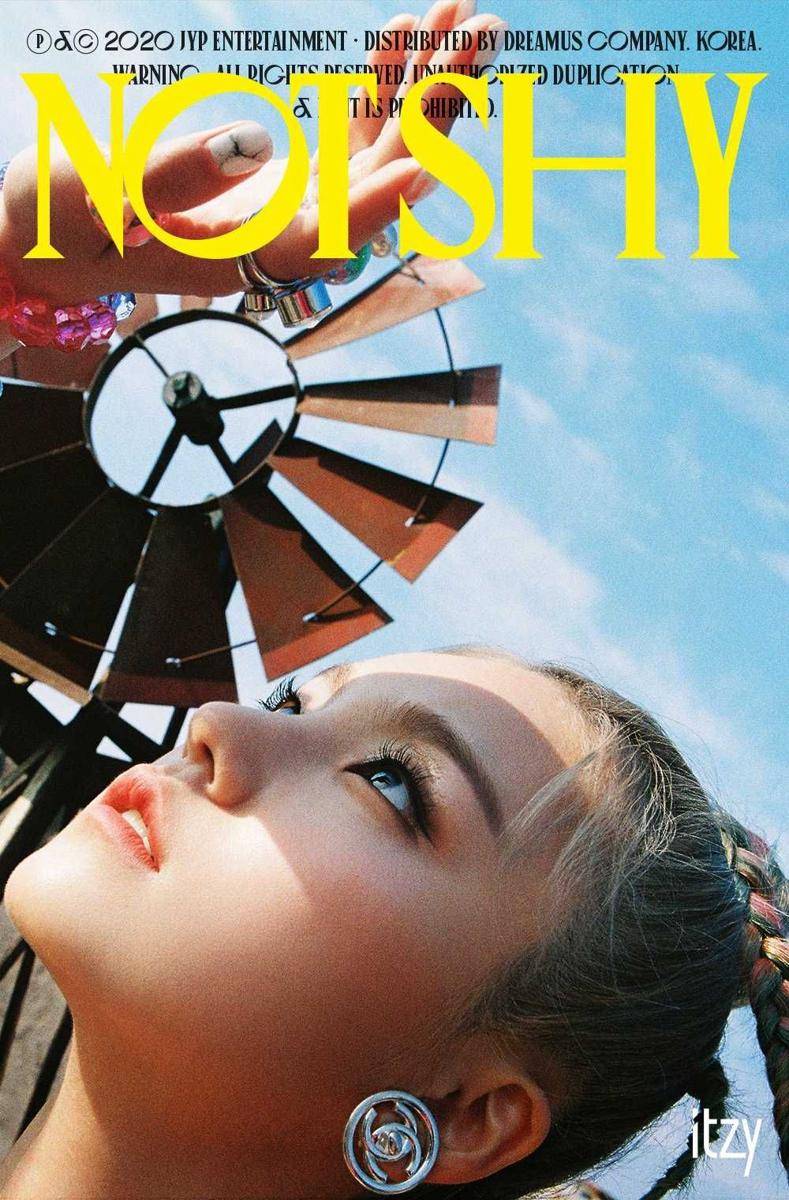 twitter.com/ITZYofficial