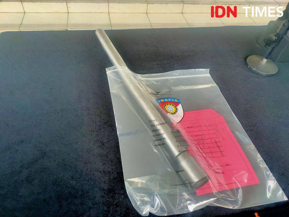 Barang bukti perkosaan di Bintaro (IDN Times/Muhamad Iqbal)