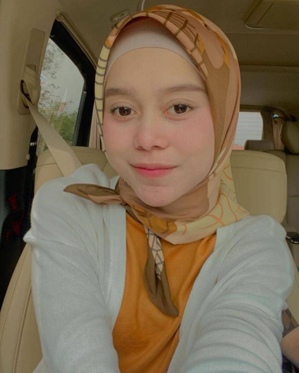 instagram.com/lestykejora