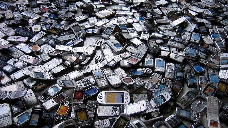 7 Cara untuk Mengurangi Sampah Elektronik, Mulailah dari Diri Sendiri
