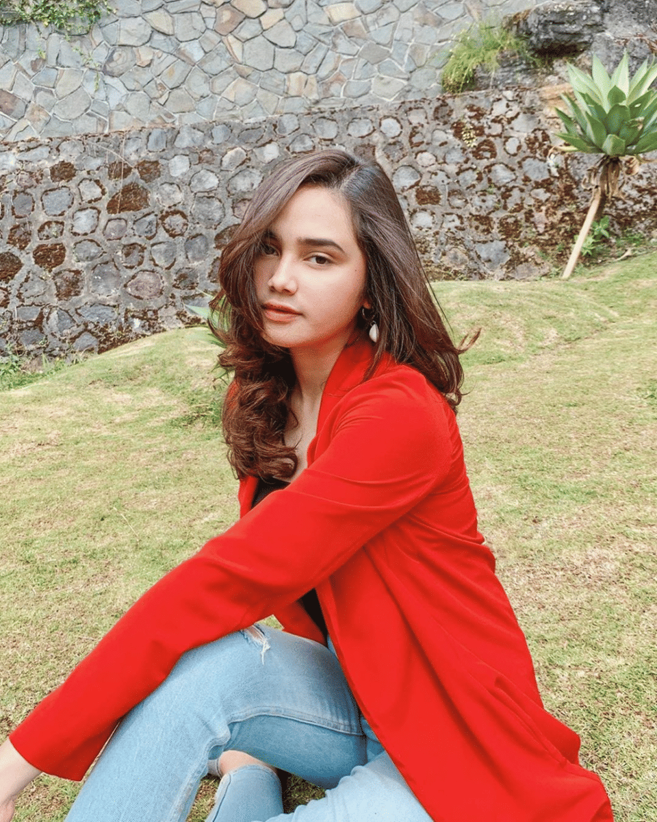 Instagram/syifahadjureal