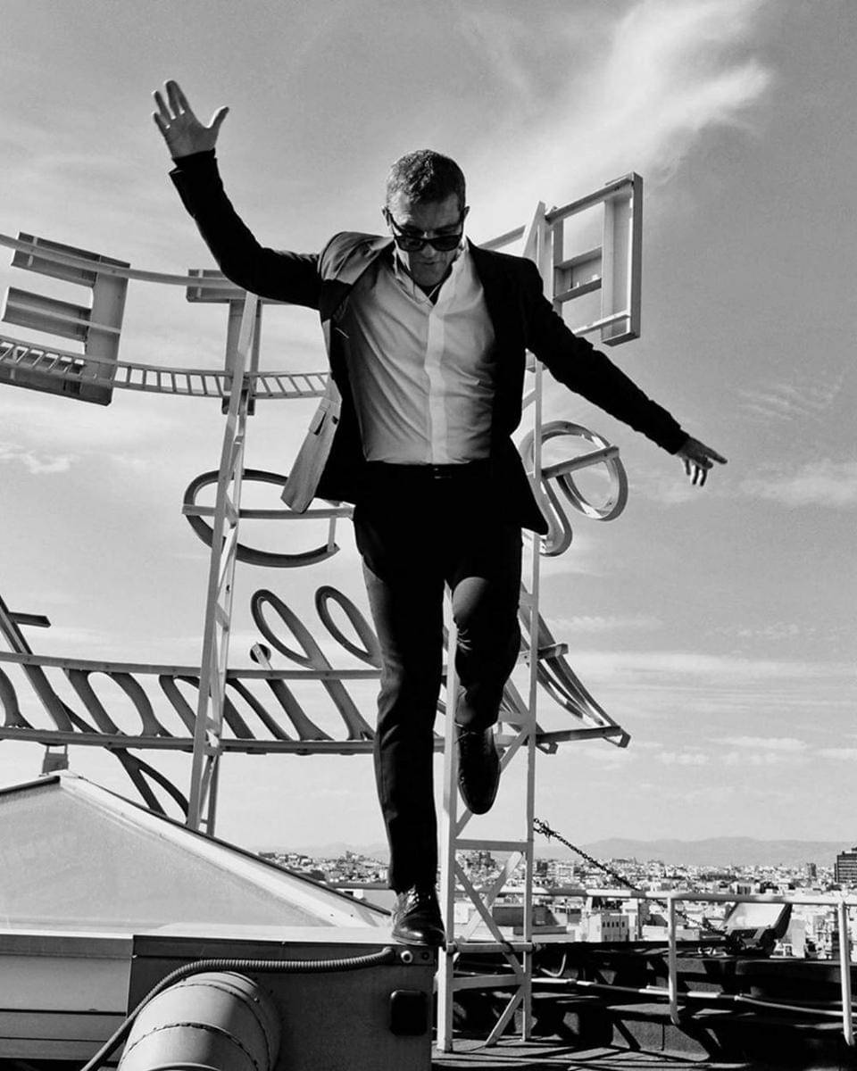 Instagram.com/antoniobanderasoficial