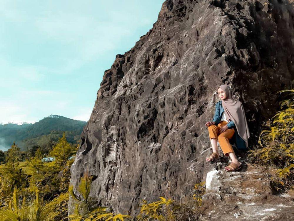 instagram.com/tasyadarariz