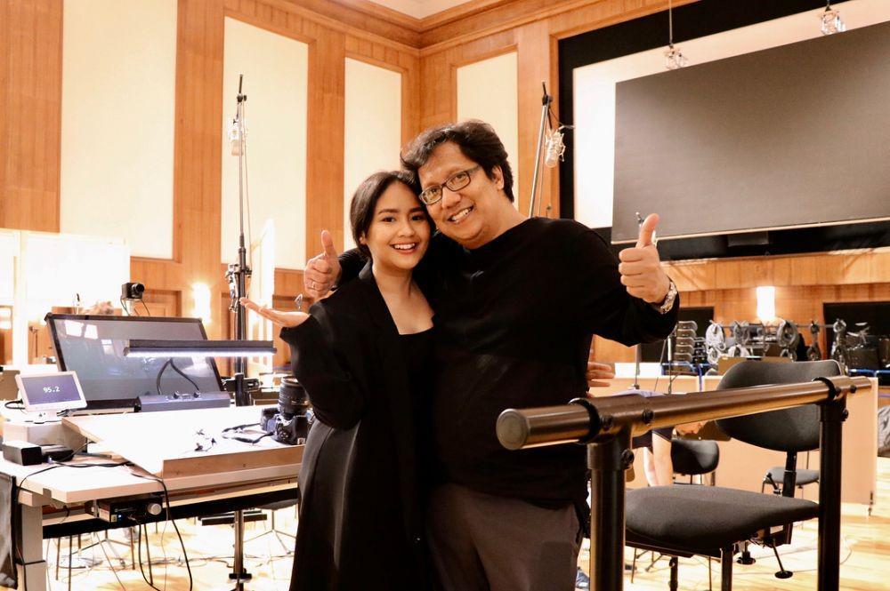 Still Daddy's Little Girl, 9 Potret Kebersamaan Gita Gutawa dan Ayah