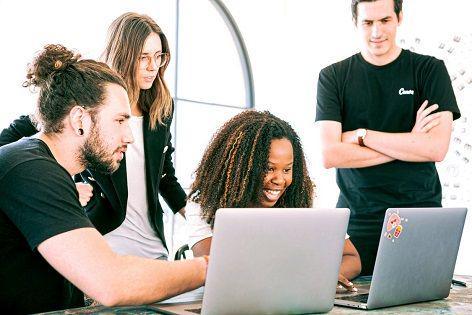 Pexels.com/canvastudio