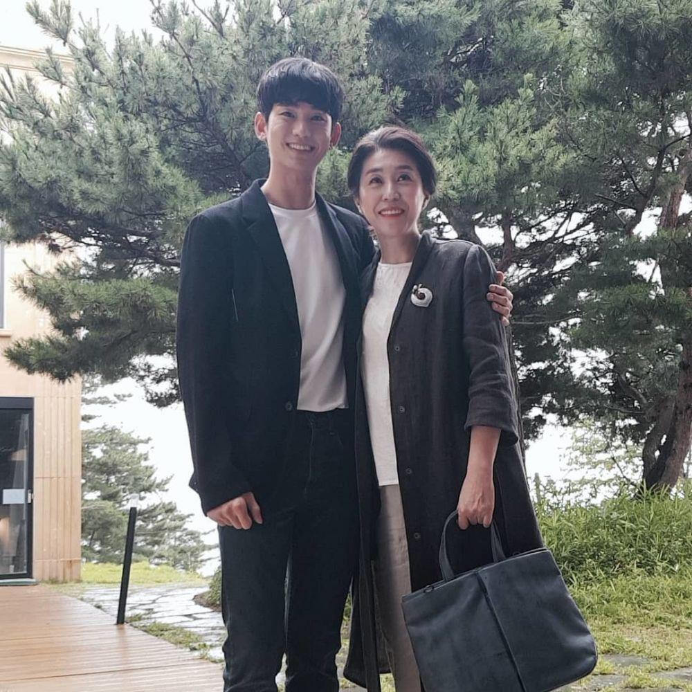 instagram.com/kim_mee_kyung