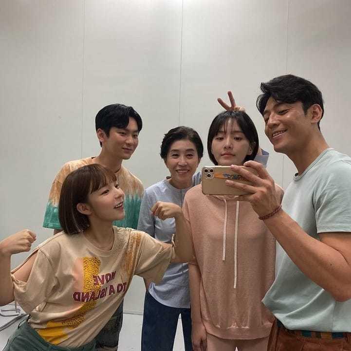 instagram.com/kim_mee_kyung