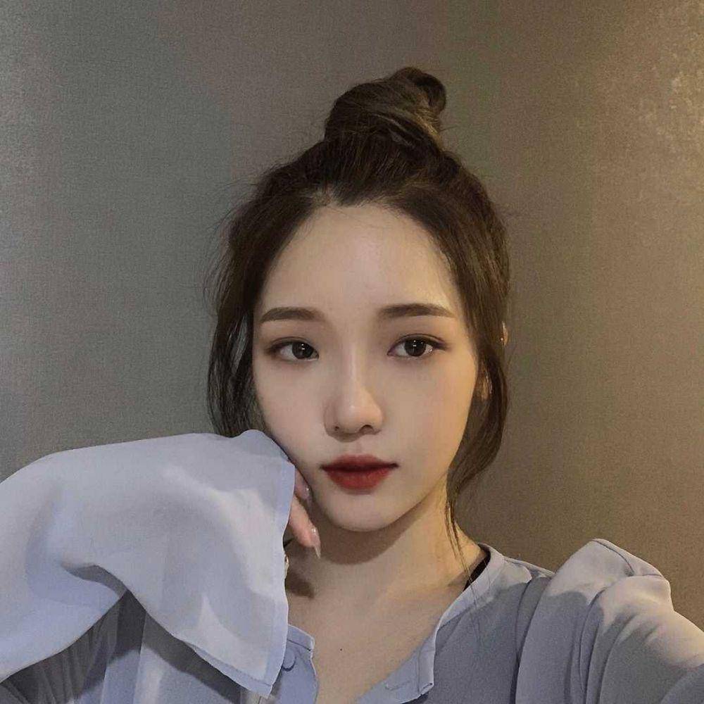 Jisun Fromis_9 (Instagram.com/officialfromis_9)