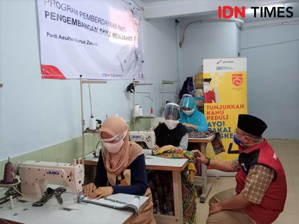 Pertamina Bantu Panti Bangkit dari Pandemik Lewat Pelatihan Skill Jahit