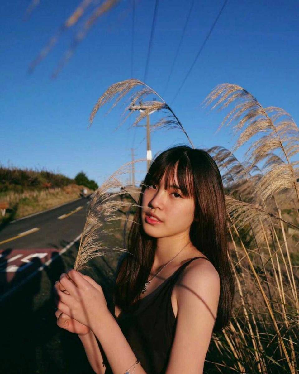 instagram.com/lilly_nicha