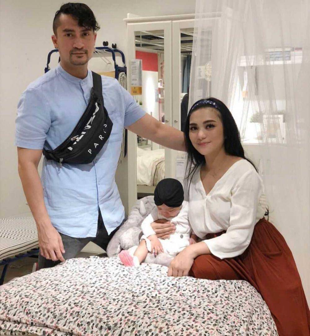 Instagram.com/rezapahlevi101