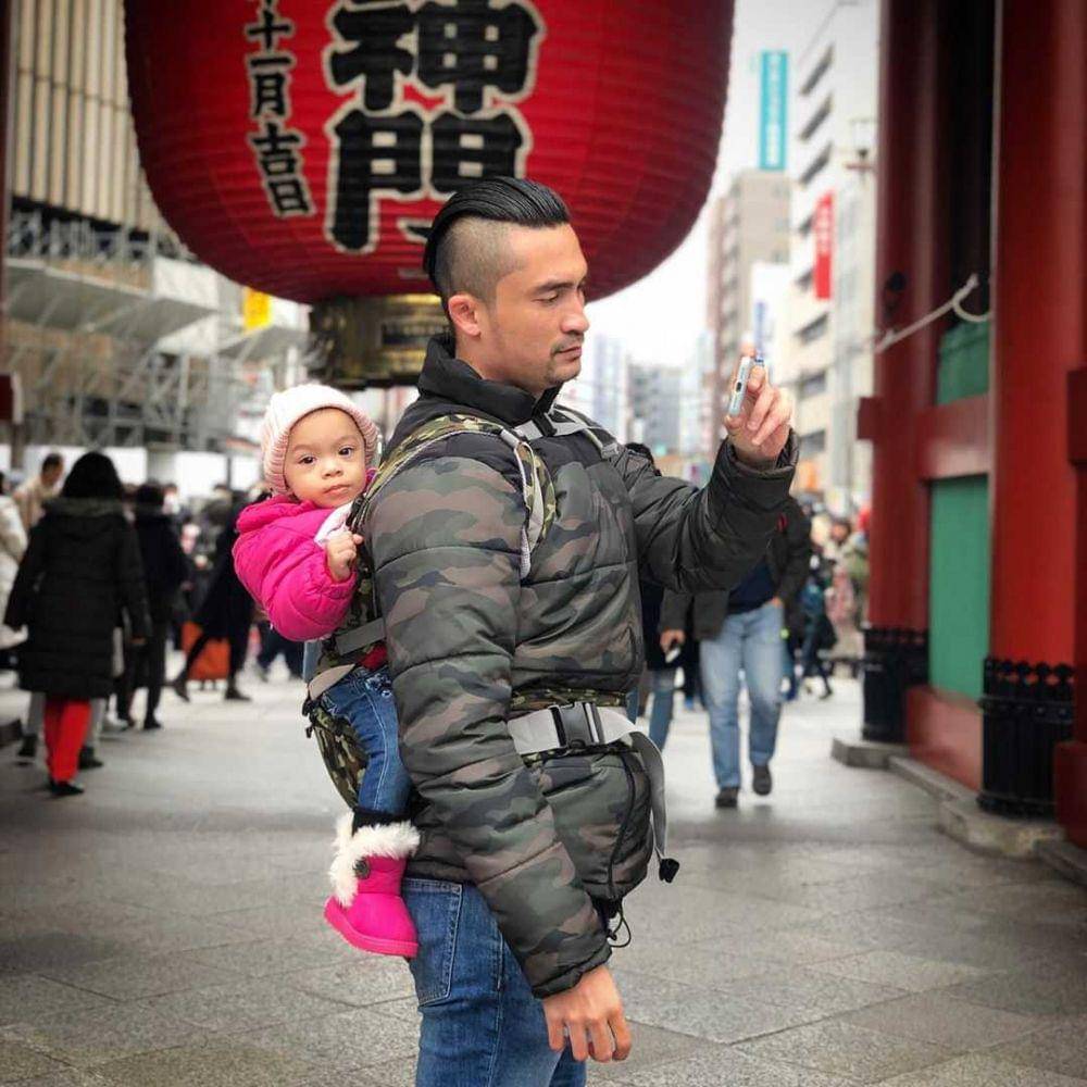 Instagram.com/rezapahlevi101