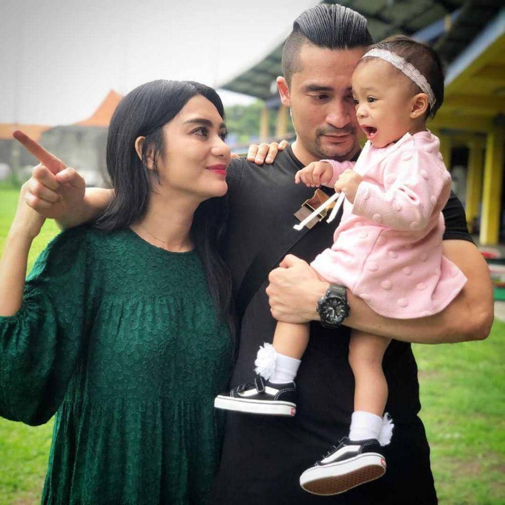 Instagram.com/rezapahlevi101