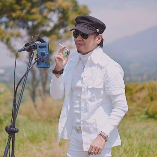 instagram.com/iankaselaradja