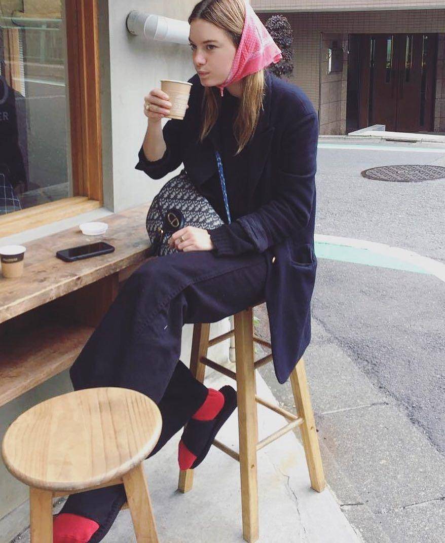 instagram.com/fingermonkey