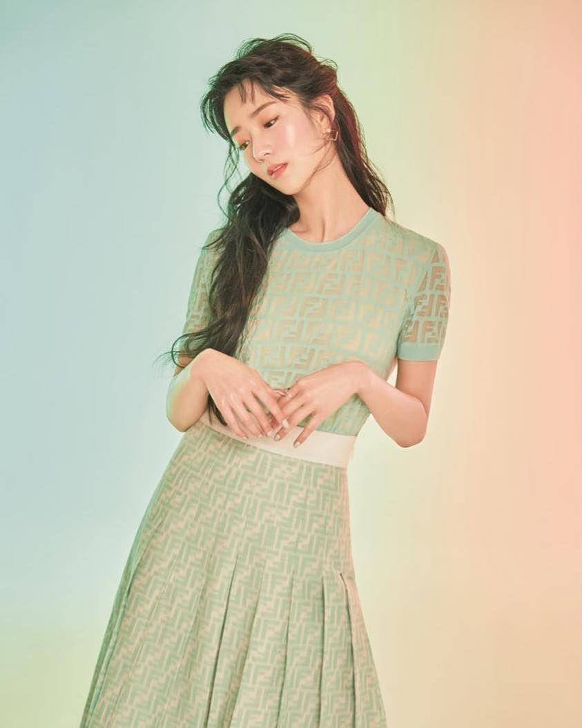 instagram.com/__yoonbomi__