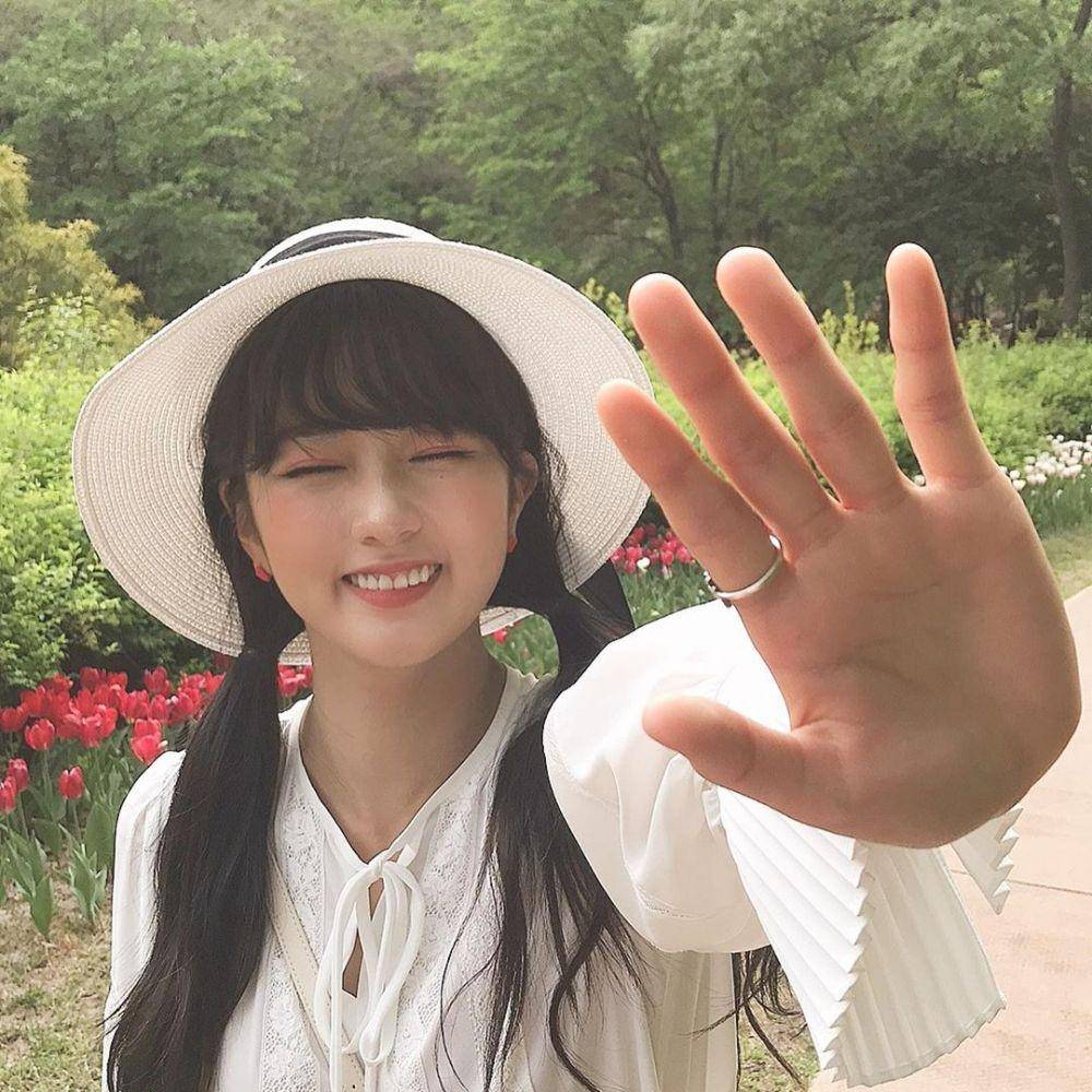 instagram.com/__yoonbomi__
