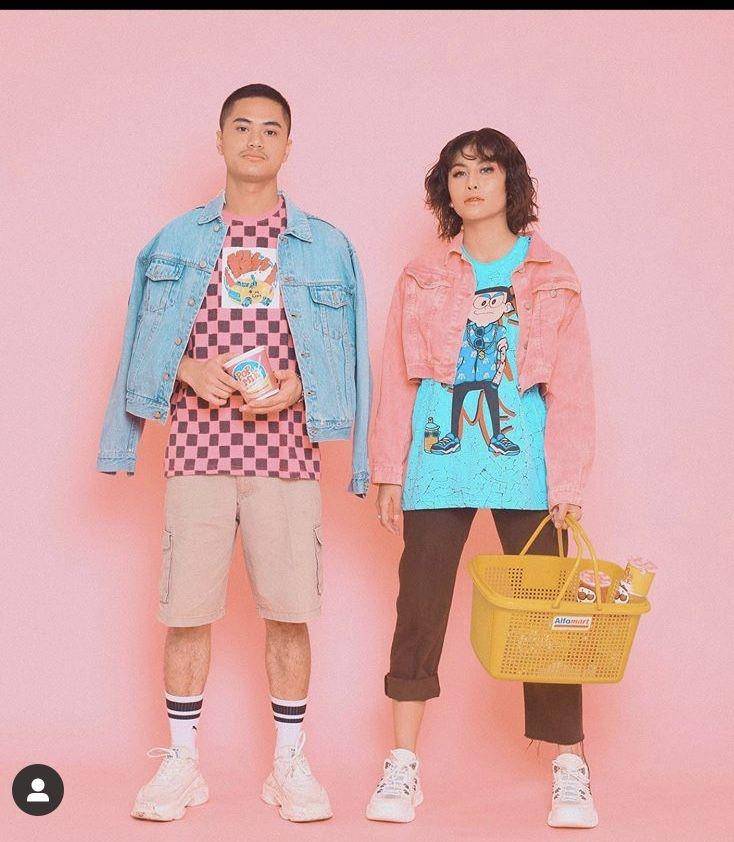 instagram.com/awkarin