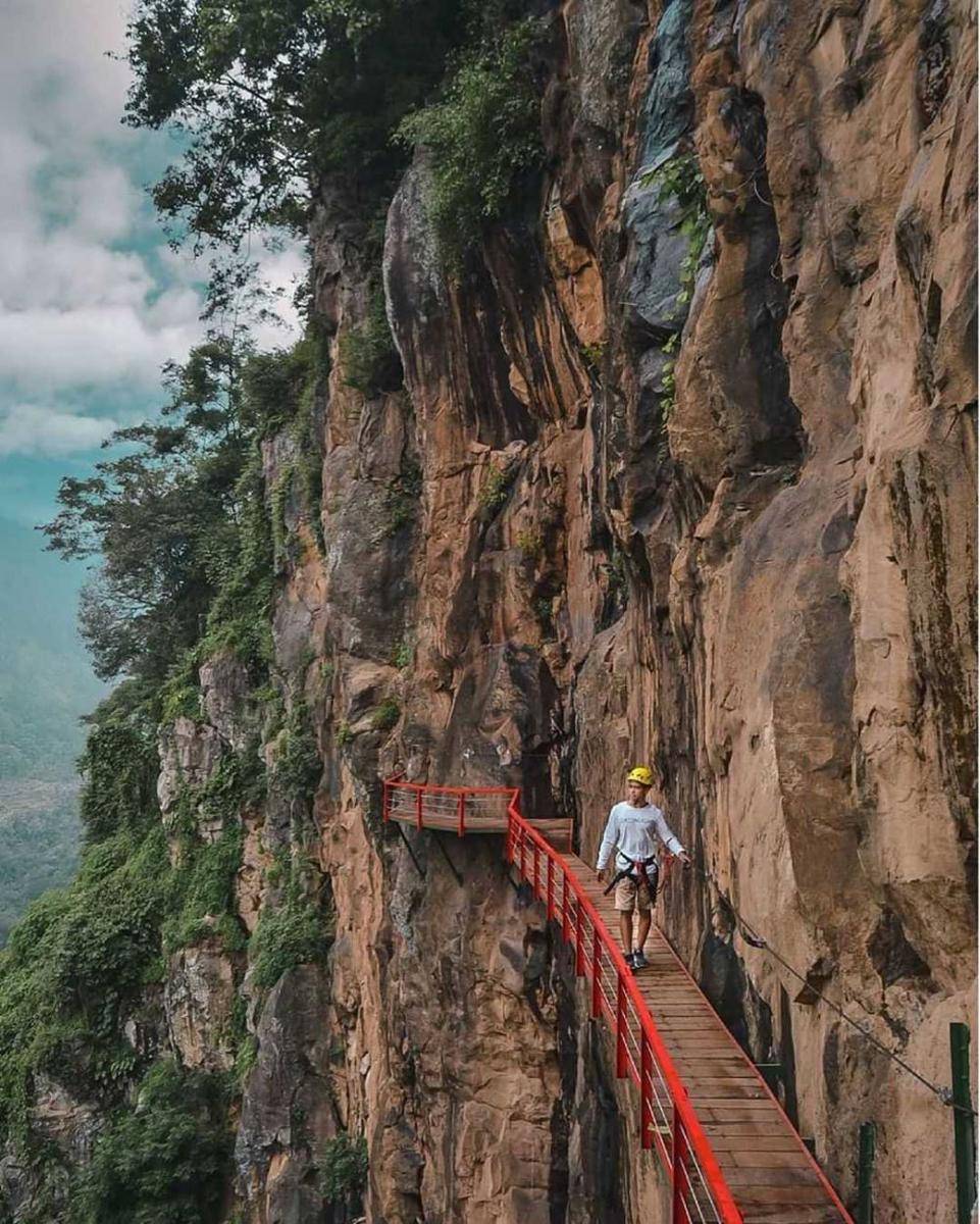 instagram.com/exploresemarang
