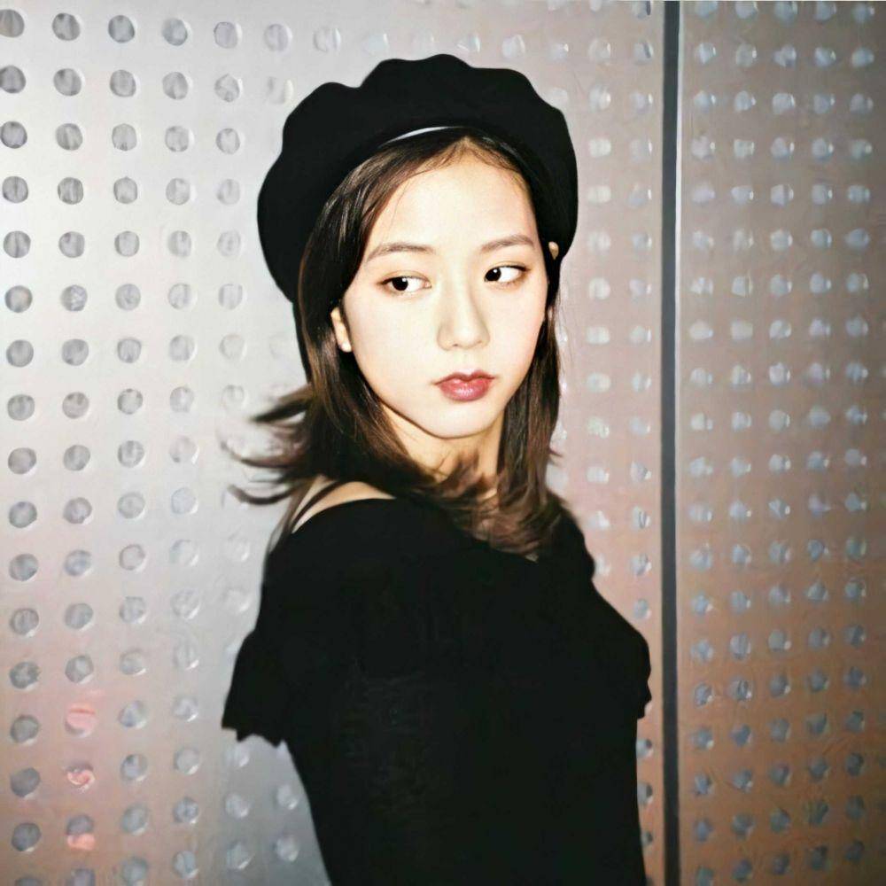Instagram.com/jisoocofficial