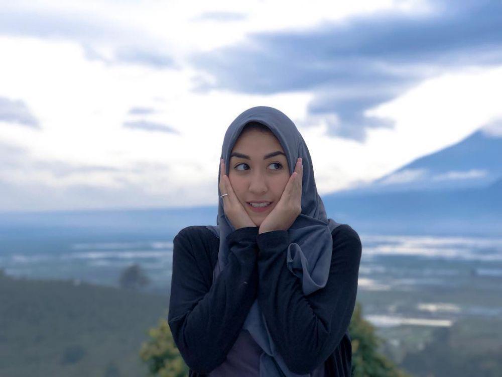 instagram.com//ichaanisaaa