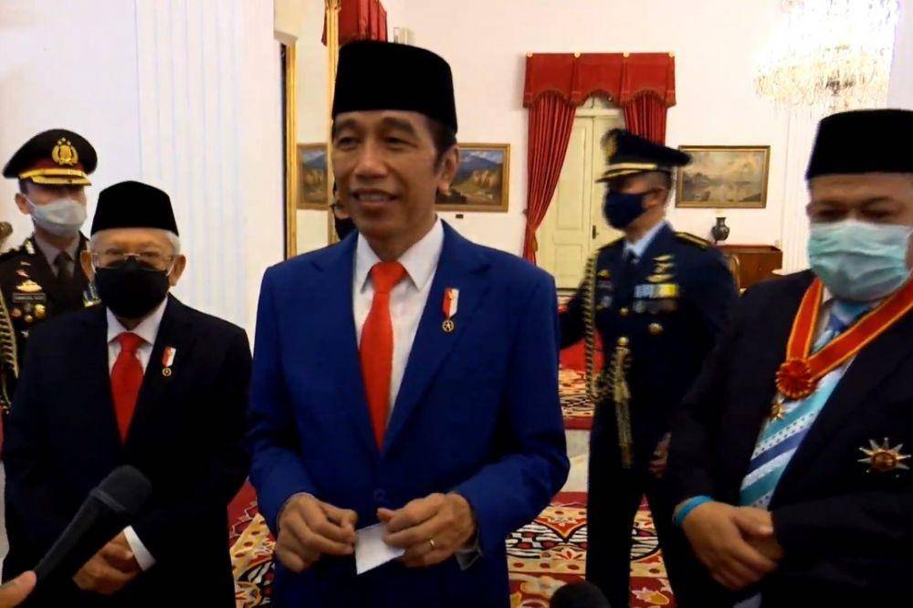 Presiden Jokowi memberikan keterangan pers setelah Upacara Penganugerahan Tanda Kehormatan RI di Istana Negara pada Kamis (13/8/2020) (Youtube.com/Sekretariat Presiden)