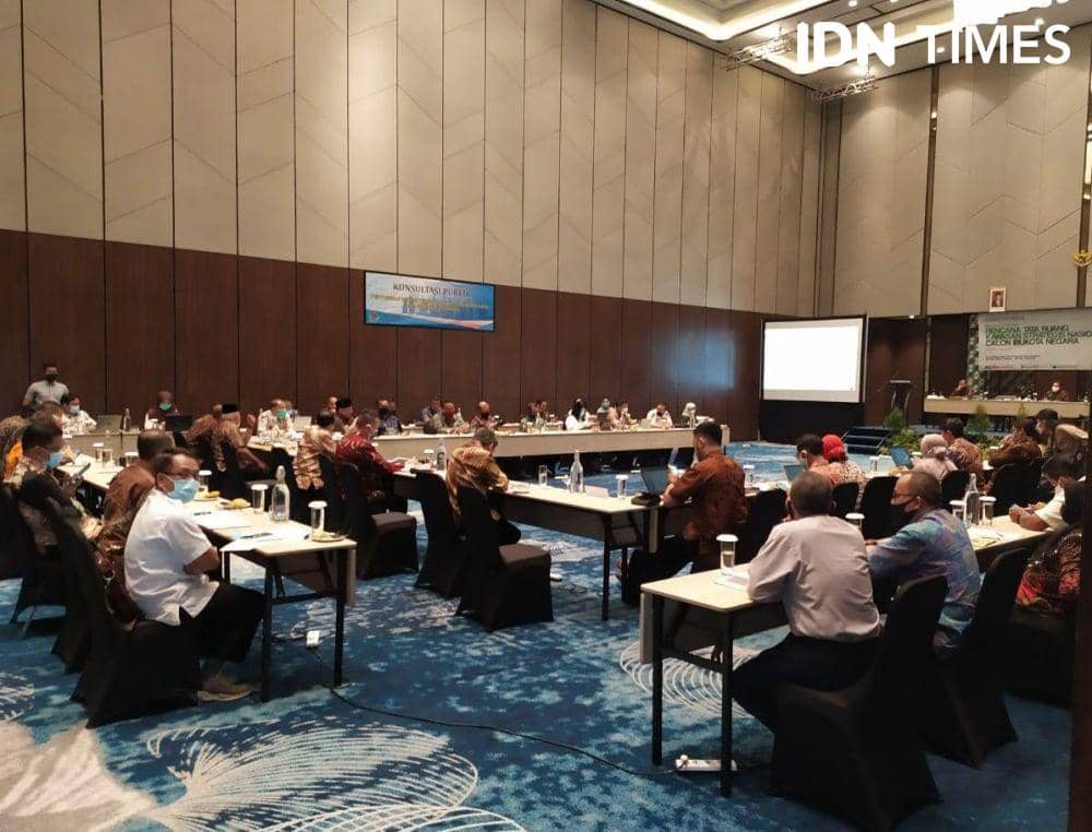 Kementerian Agraria dan Tata Ruang/Badan Pertanahan Nasional (ATR/BPN) mengadakan kegiatan konsutasi publik di Hotel Mercure Samarinda, Jalan Mulawarman pada  Kamis 13 Agustus 2020 (IDN Times/Yuda Almerio)