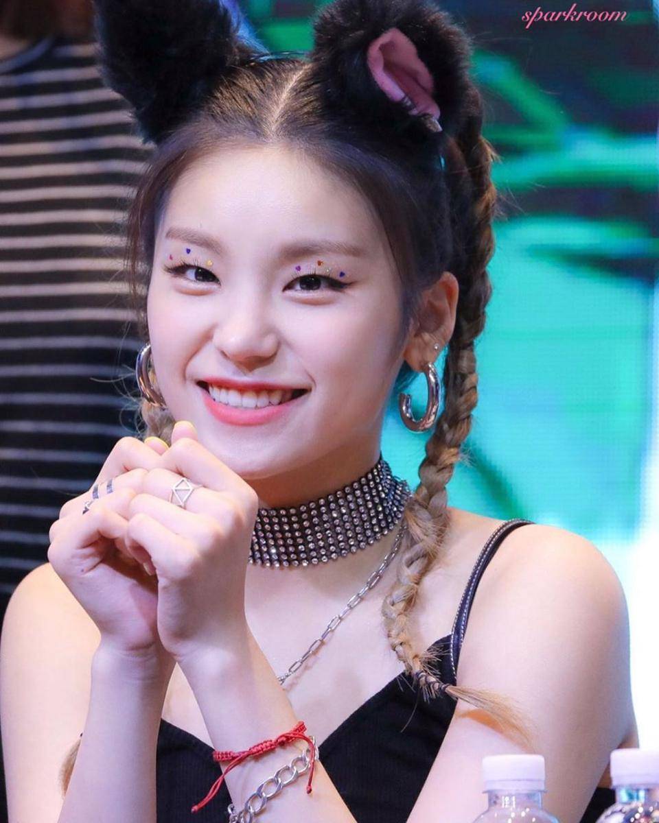instagram.com/yeji.ltzy