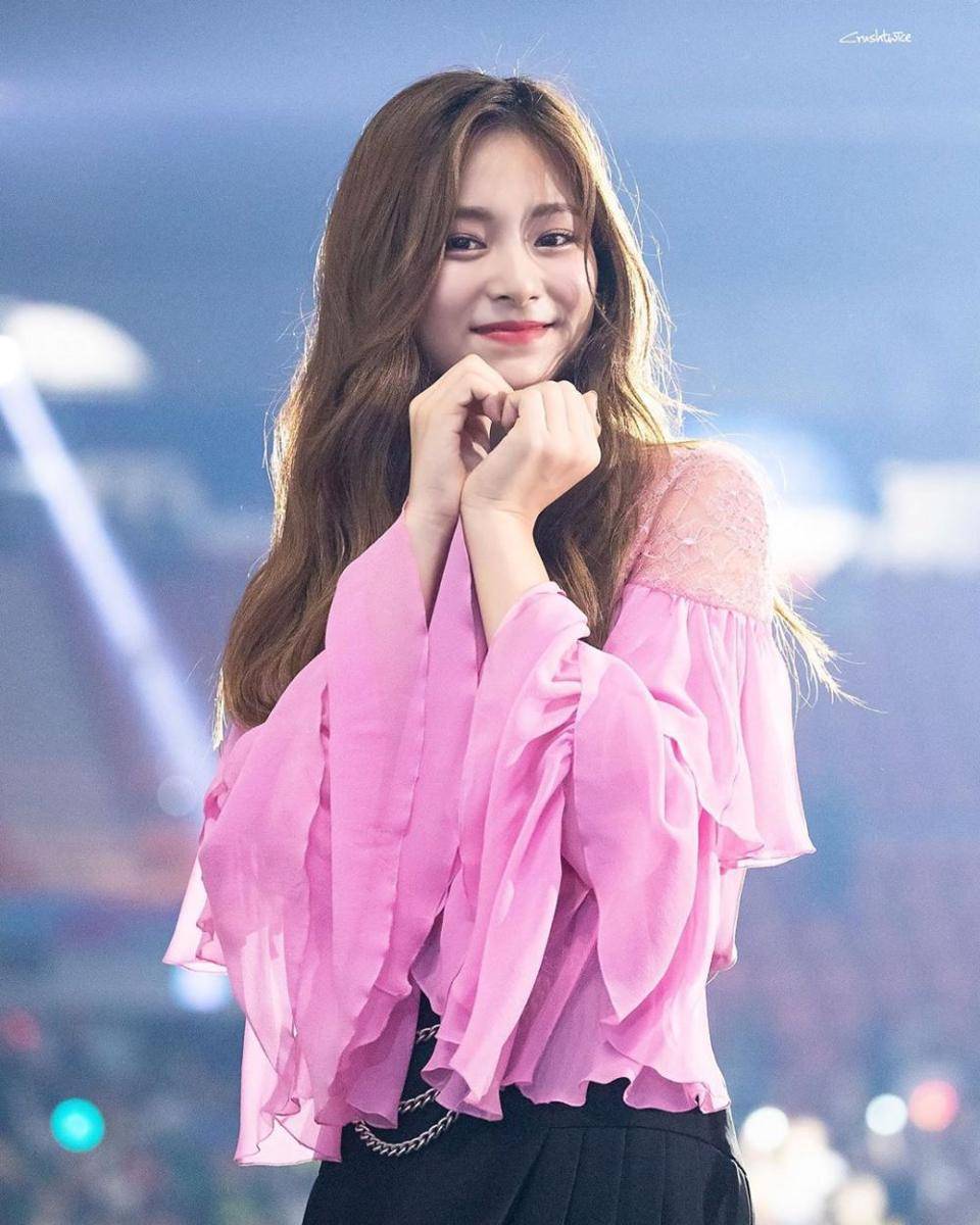 Instagram.com/tzuyued