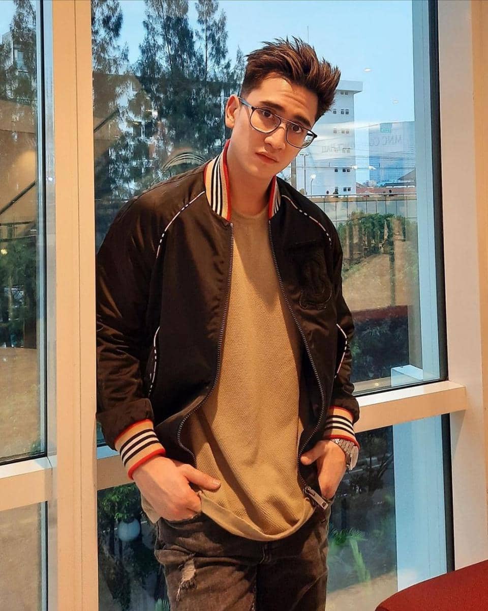 instagram.com/bramastavrl/