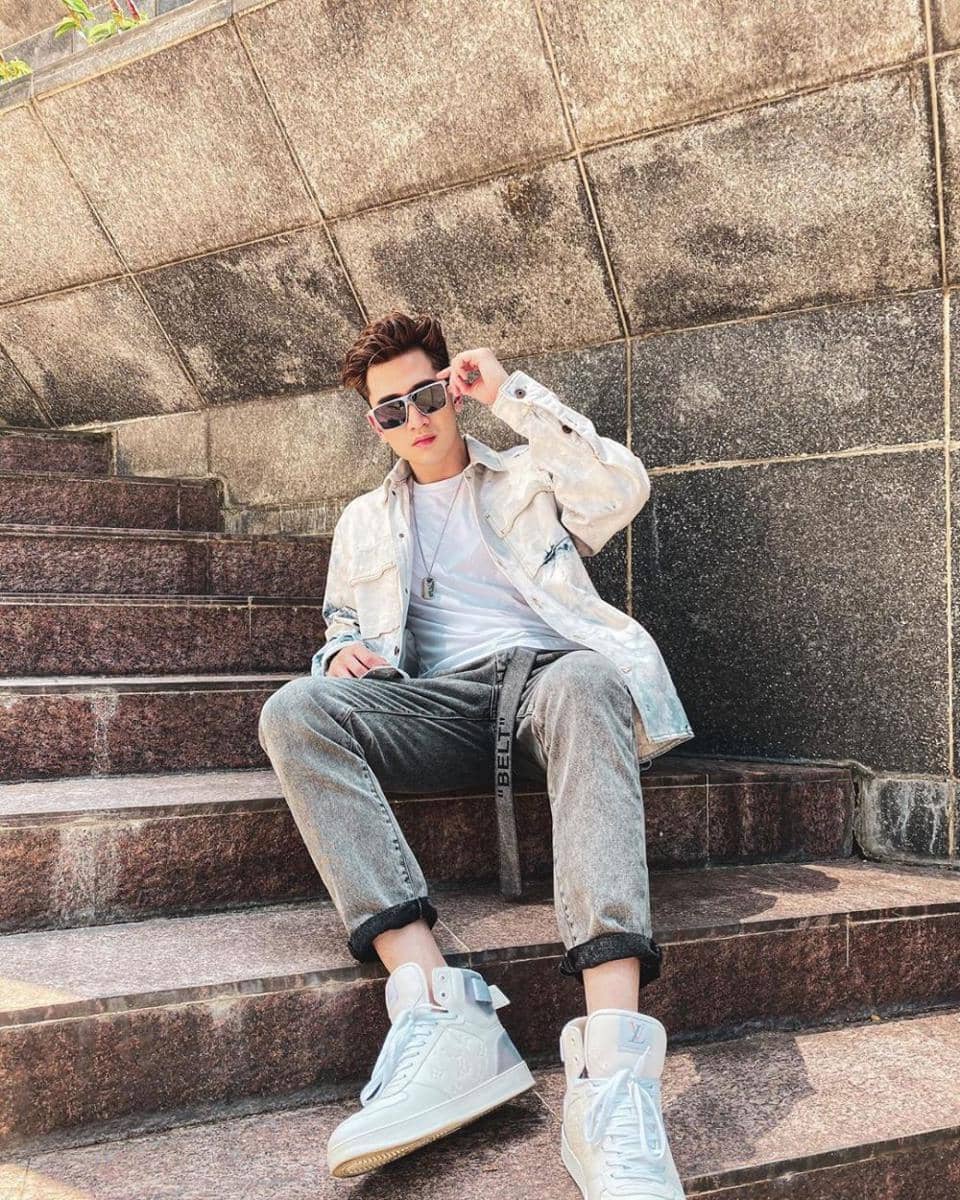 instagram.com/bramastavrl/