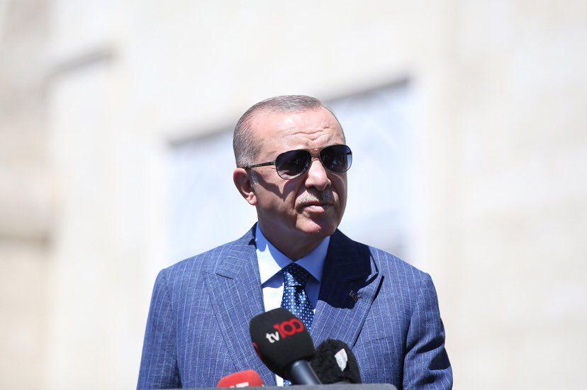 Erdogan Sebut Media Sosial Ancaman Demokrasi