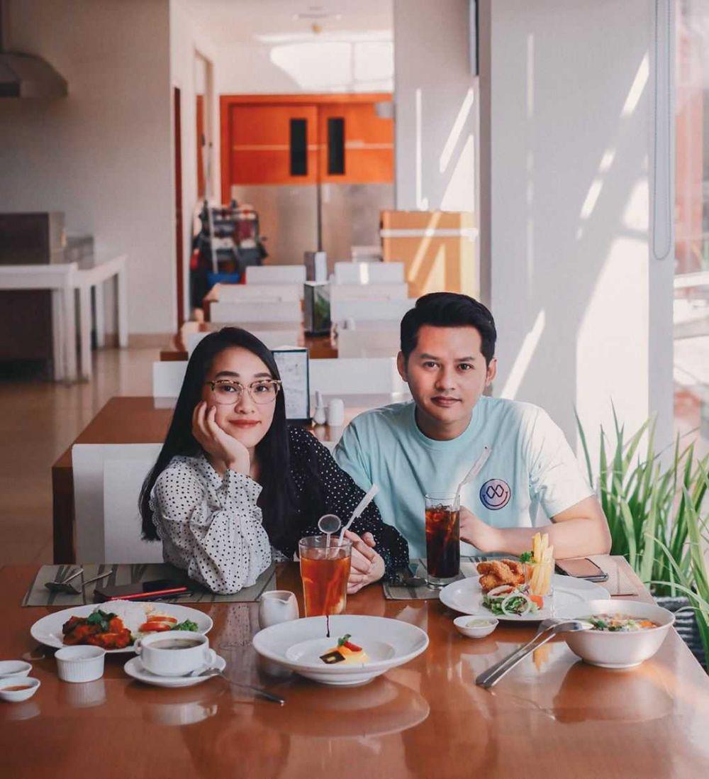 Sudah jadi Ibu, 10 Pesona Felly eks Cherrybelle bak Masih Remaja
