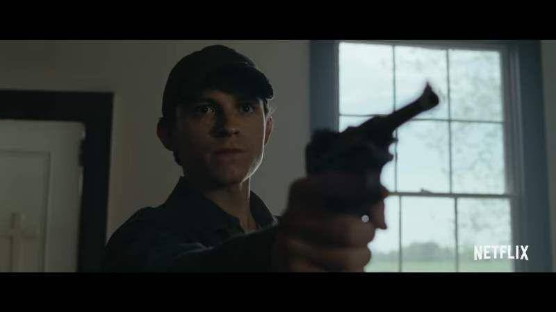 Trailer The Devil All The Time: Tom Holland Tampil di Film Thriller!