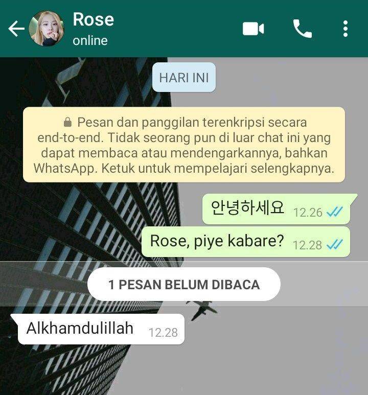 Twitter.com/jnauraaa