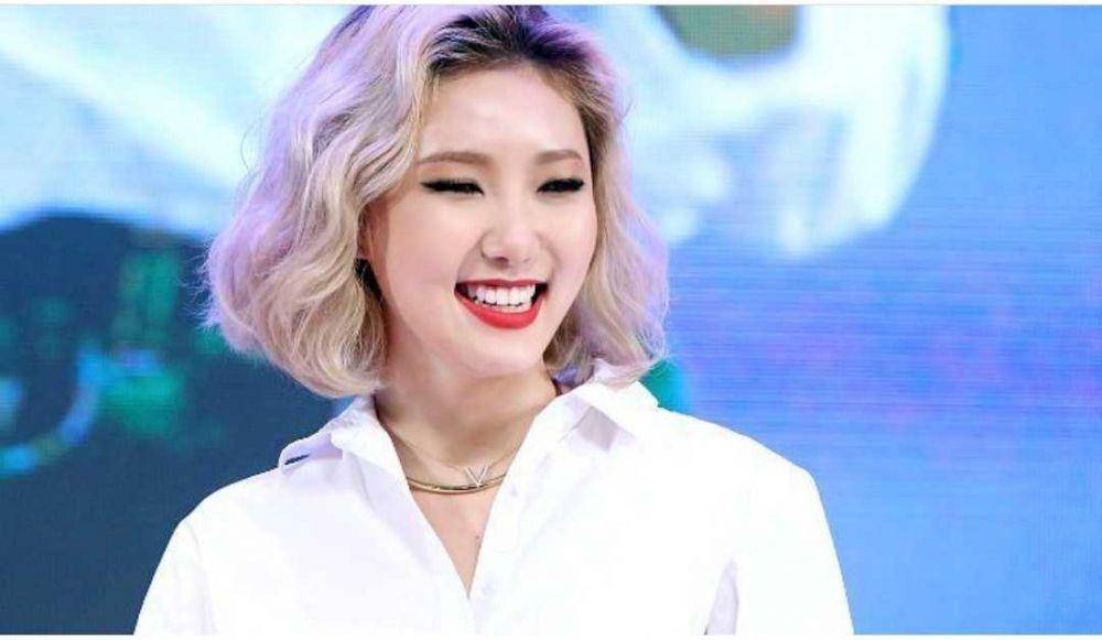 Instagram.com/queen.hwasa