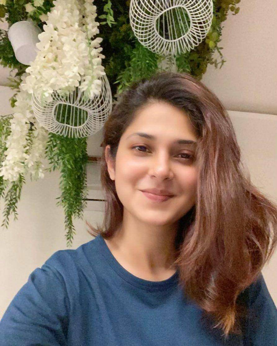 Instagram.com/jenniferwinget1