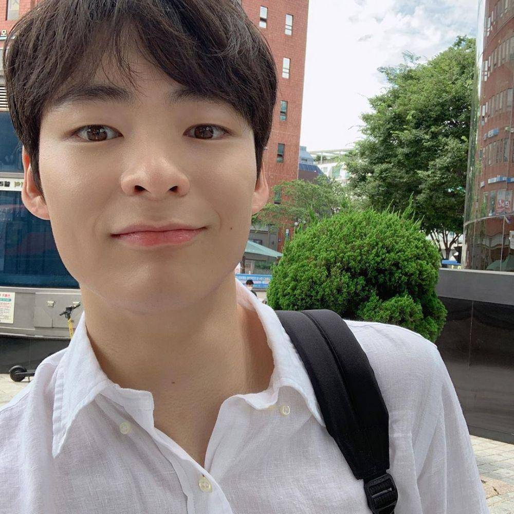 Instagram.com/songgeonhee