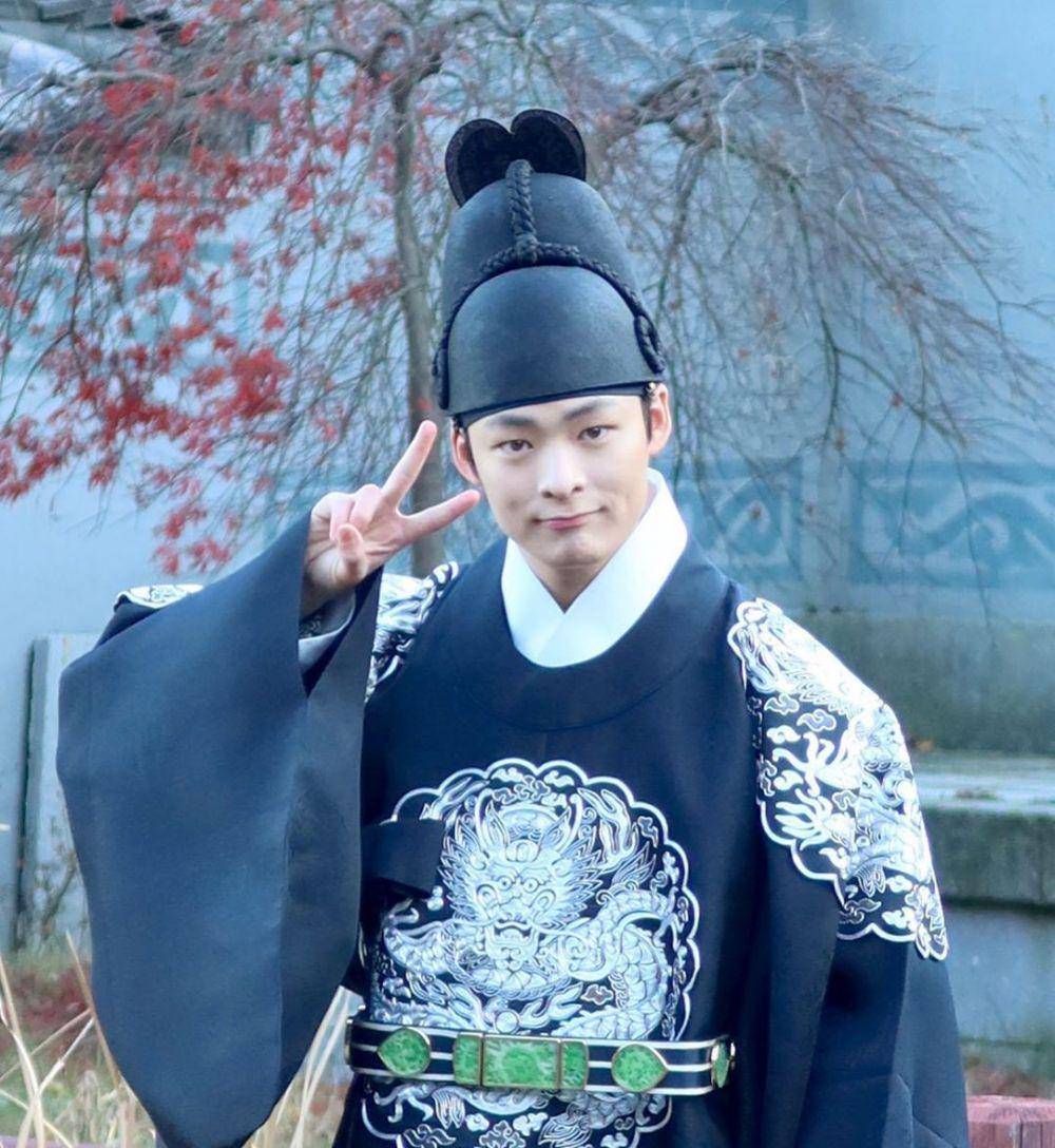 Instagram.com/songgeonhee
