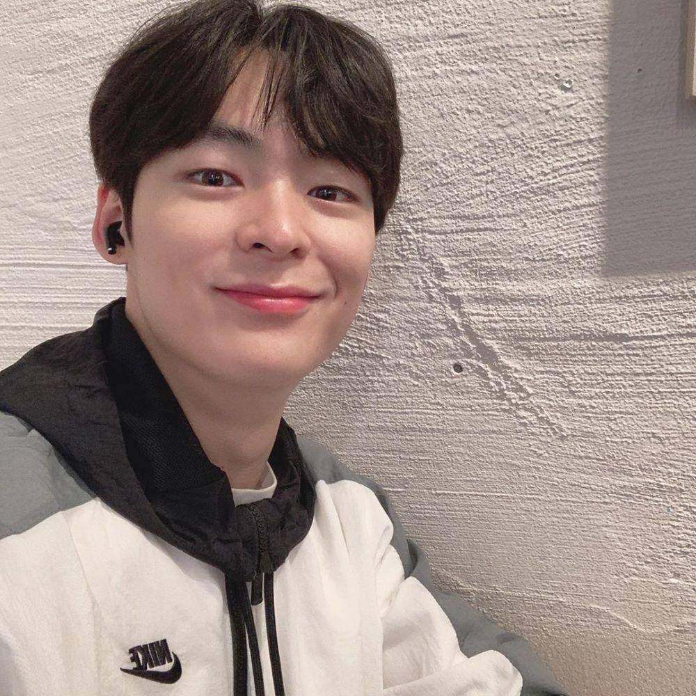 Instagram.com/songgeonhee