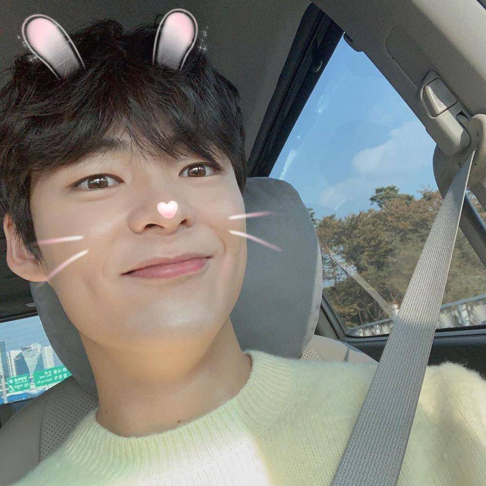 Instagram.com/songgeonhee